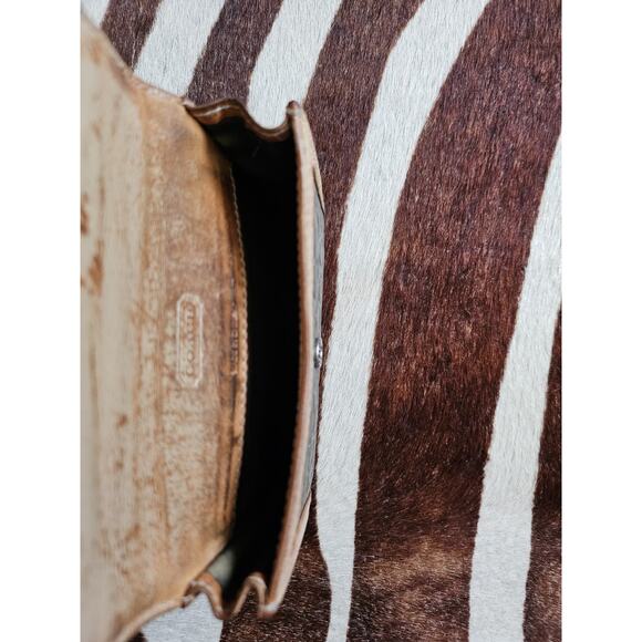 Vintage Y2K Coach Embossed Logo Patent Leather Bifold Wallet - Picture 4 of 4